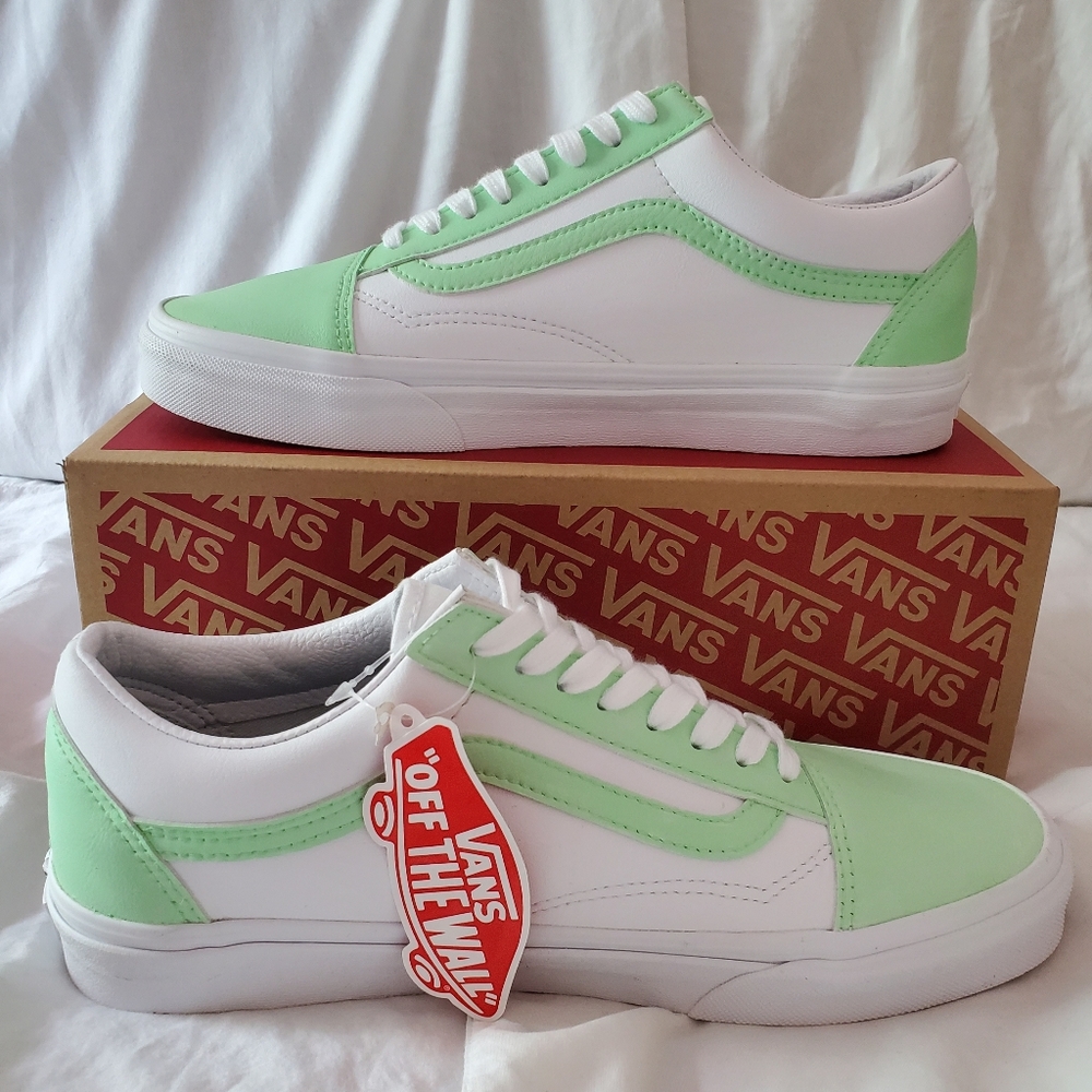 Vans Green/White Custom Shoes - Picture 1 of 6